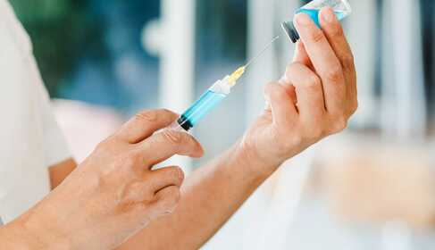 Steroidinjektion (Kortisol‑Shot) – was sollte man wissen?